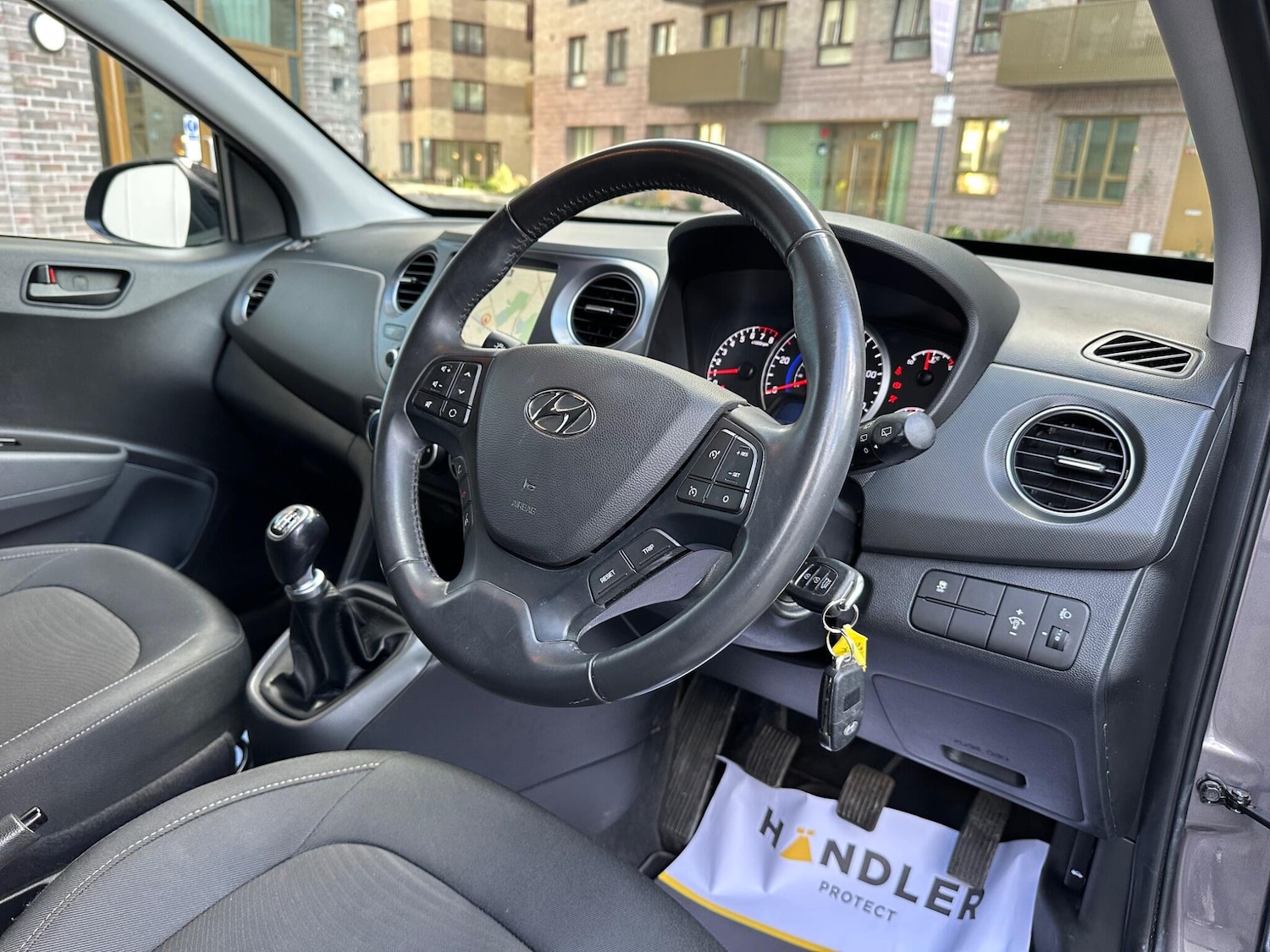 Used Hyundai i10 2020 for sale - 76671187: Photo 17