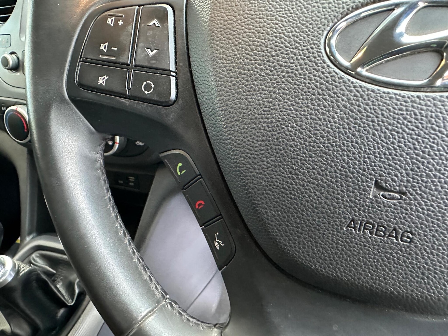 Used Hyundai i10 2020 for sale - 76671187: Photo 29