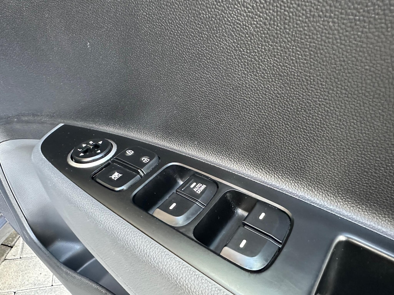 Used Hyundai i10 2020 for sale - 76671187: Photo 32