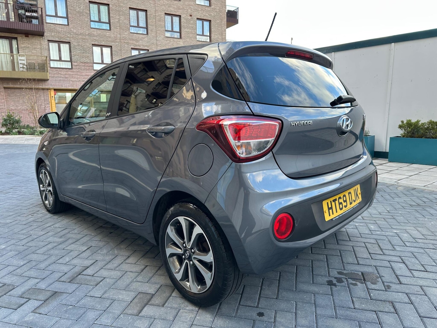 Used Hyundai i10 2020 for sale - 76671187: Photo 4