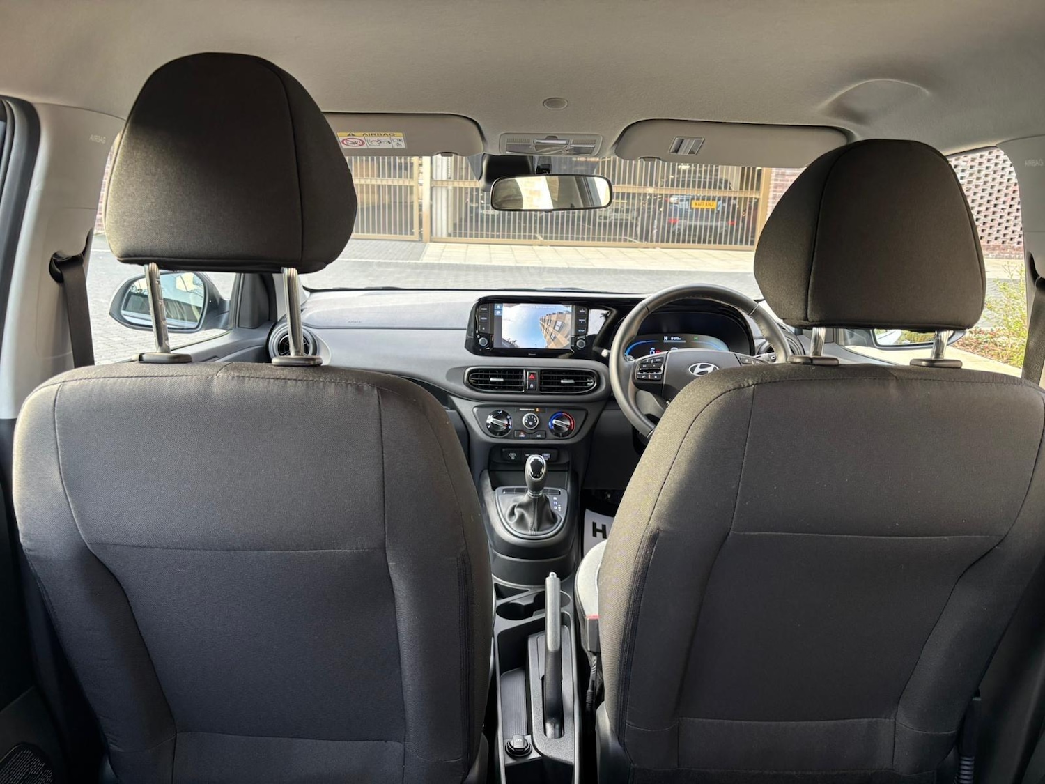 Used Hyundai i10 for sale - 77768053: Photo 37