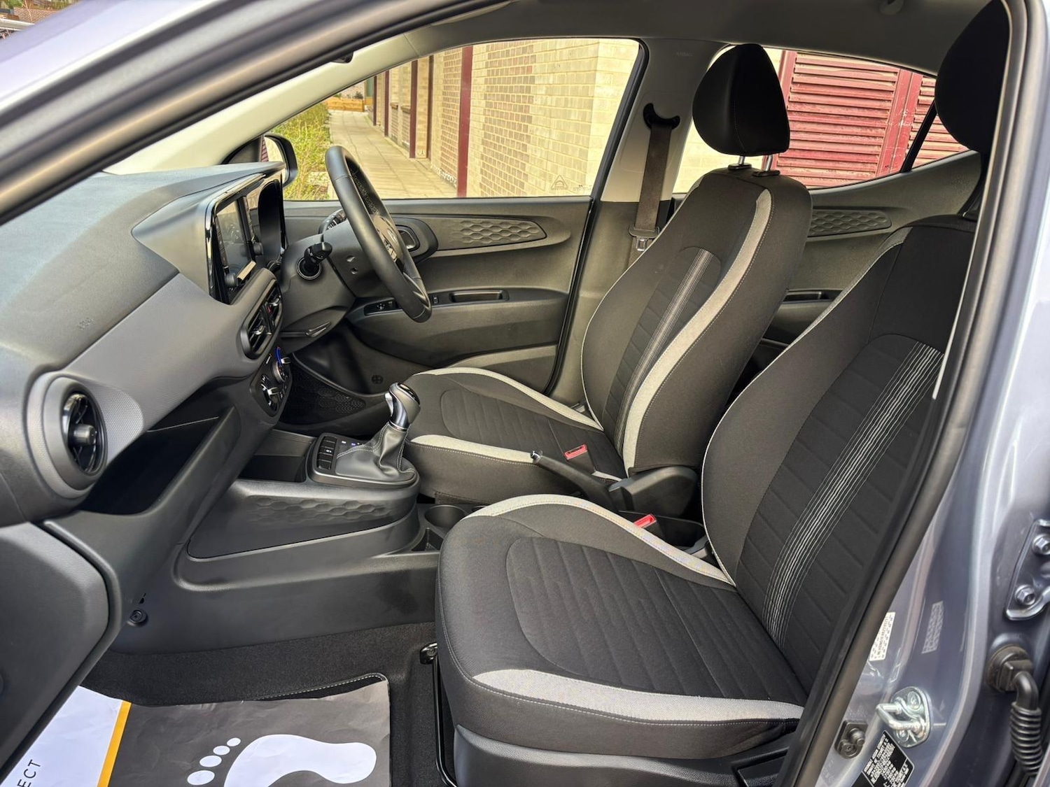 Used Hyundai i10 for sale - 77768053: Photo 46