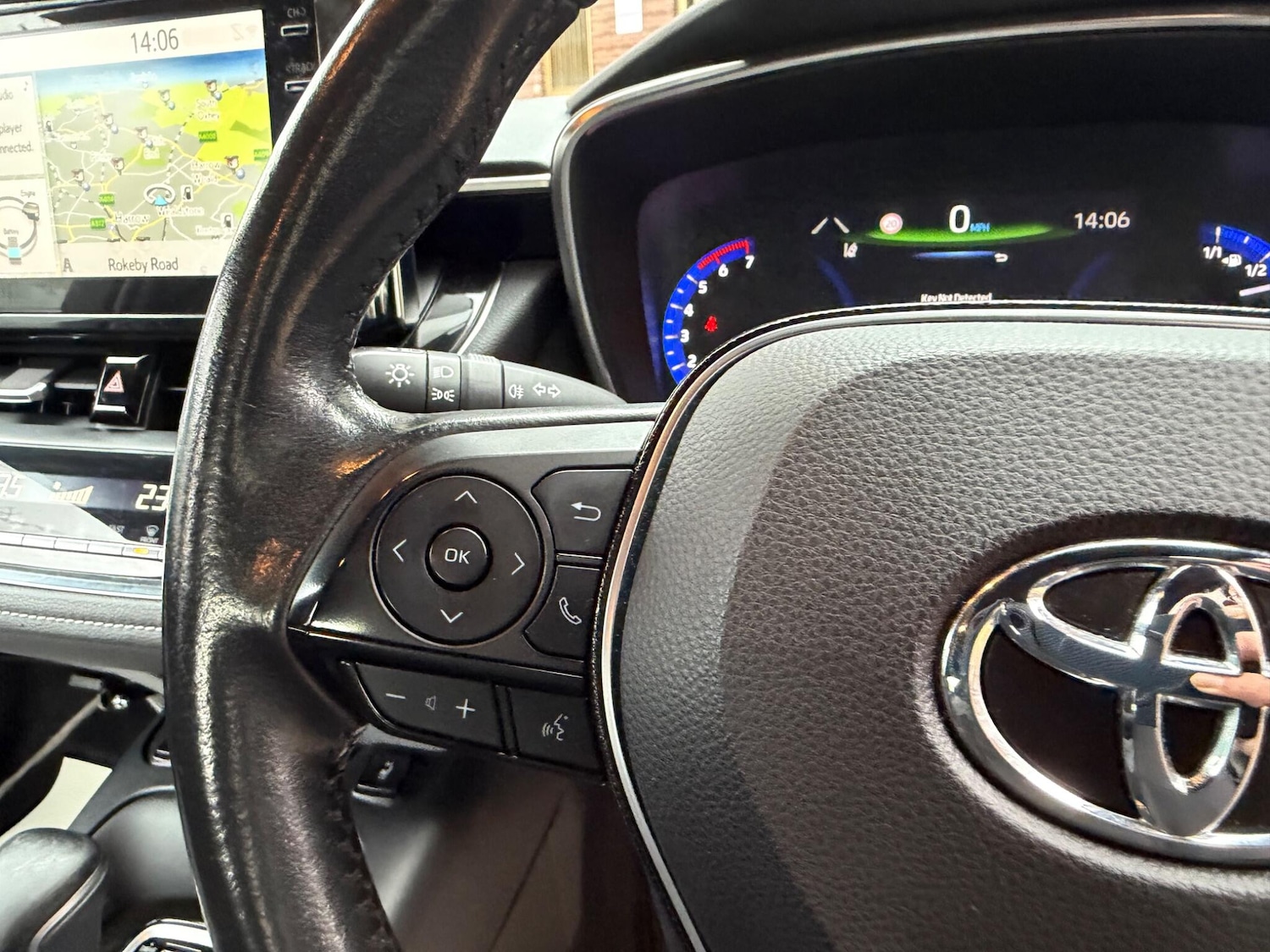 Used Toyota Corolla 2020 for sale - 77358761: Photo 25