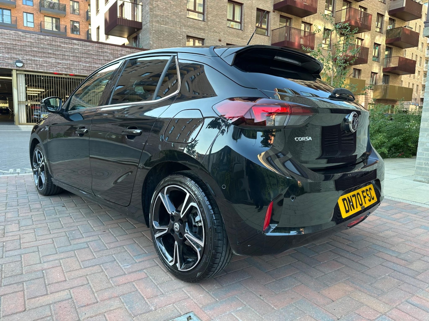 Used Vauxhall Corsa for sale - 76995109: Photo 2