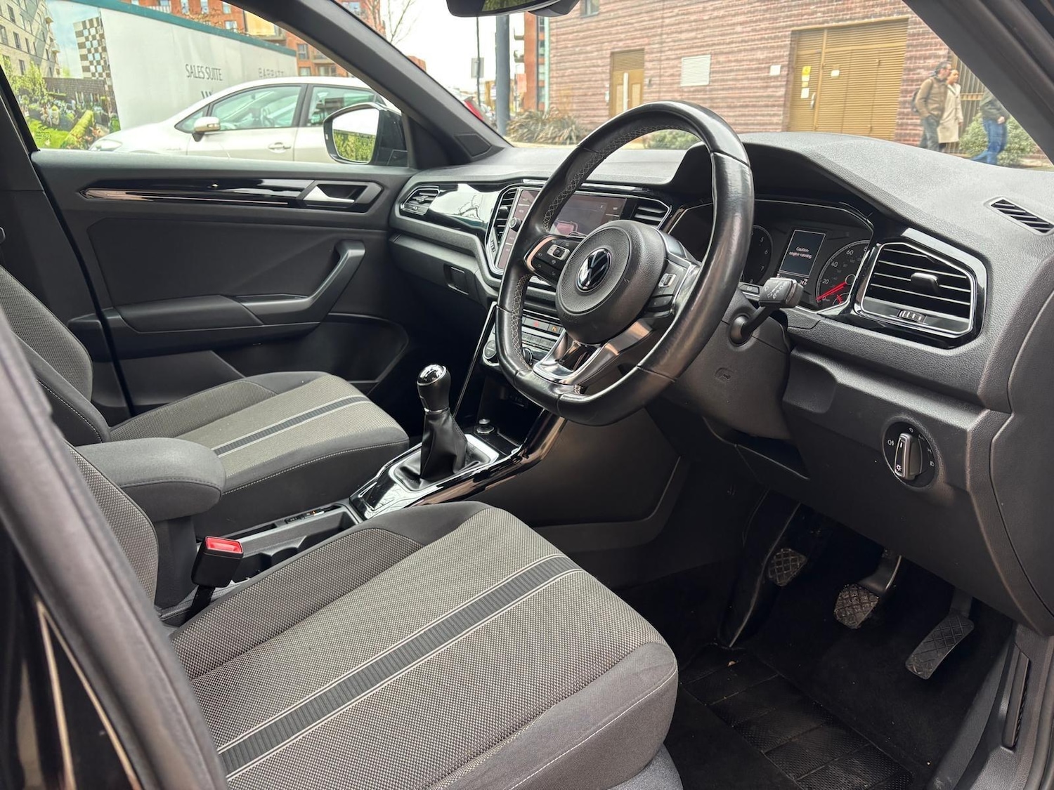 Used Volkswagen T-Roc 2020 for sale - 77597908: Photo 4