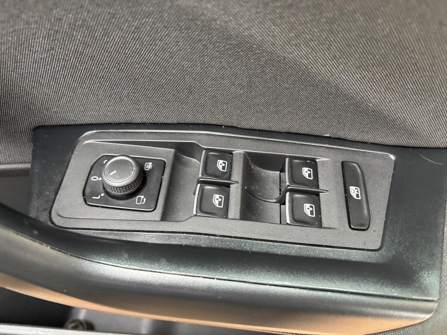 Used Volkswagen T-Roc 2020 for sale - 77597908: Photo 44