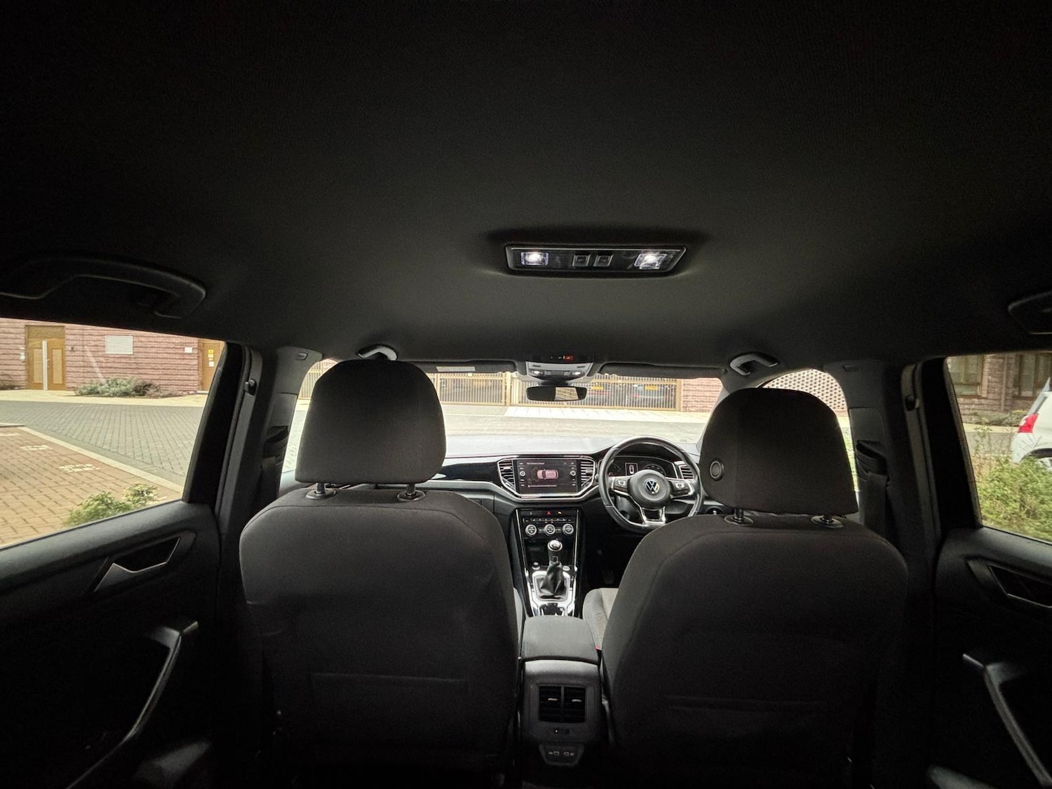 Used Volkswagen T-Roc 2020 for sale - 77597908: Photo 50