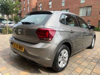 Used Volkswagen Polo 2019 for sale - 73553629: Photo