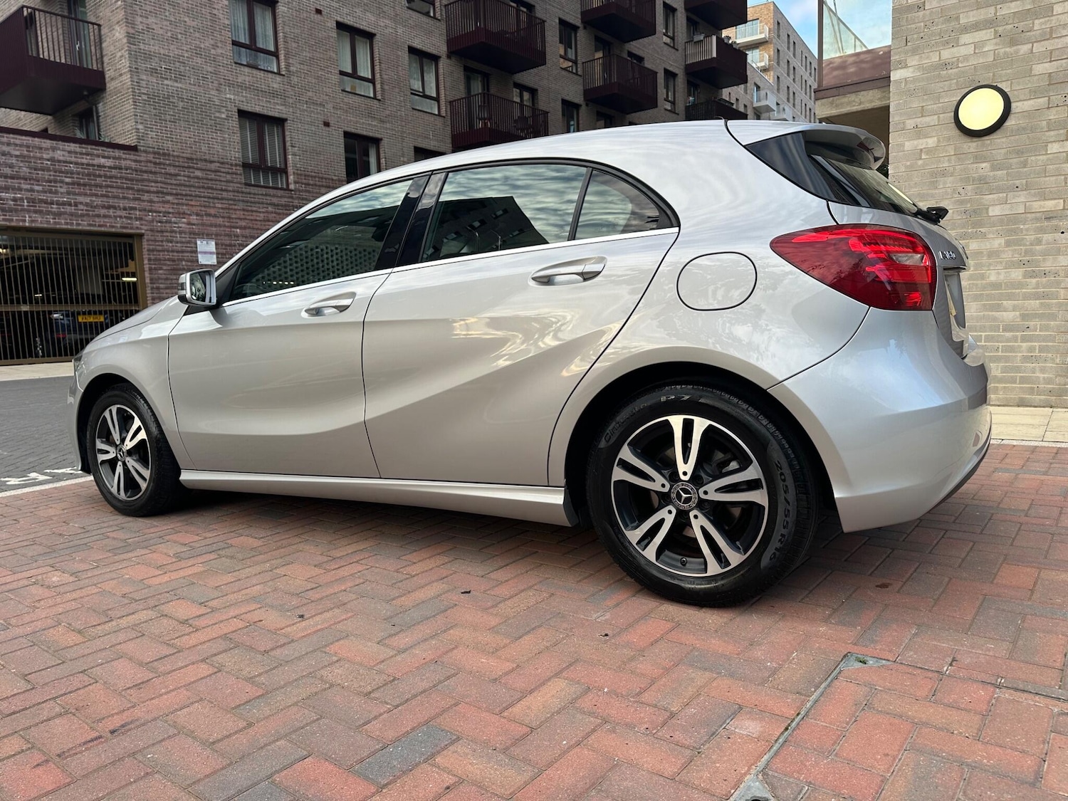 Used Mercedes-Benz A-Class 2018 for sale - 76094298: Photo 19