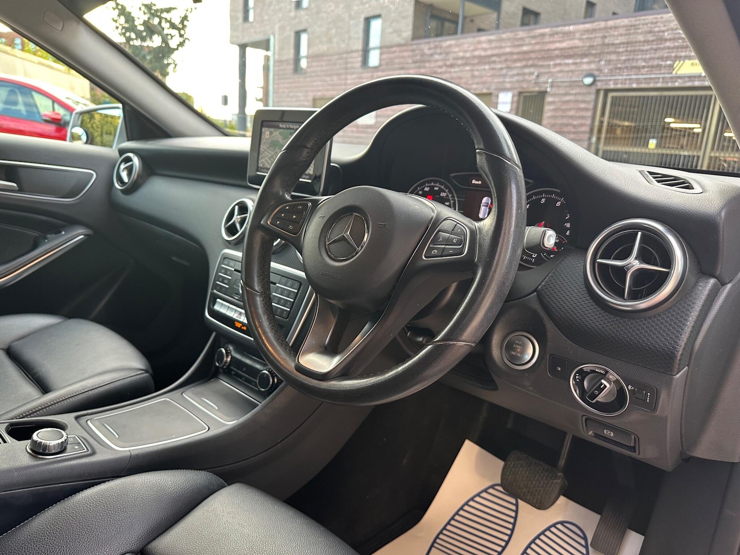 Used Mercedes-Benz A-Class 2018 for sale - 76094298: Photo 38