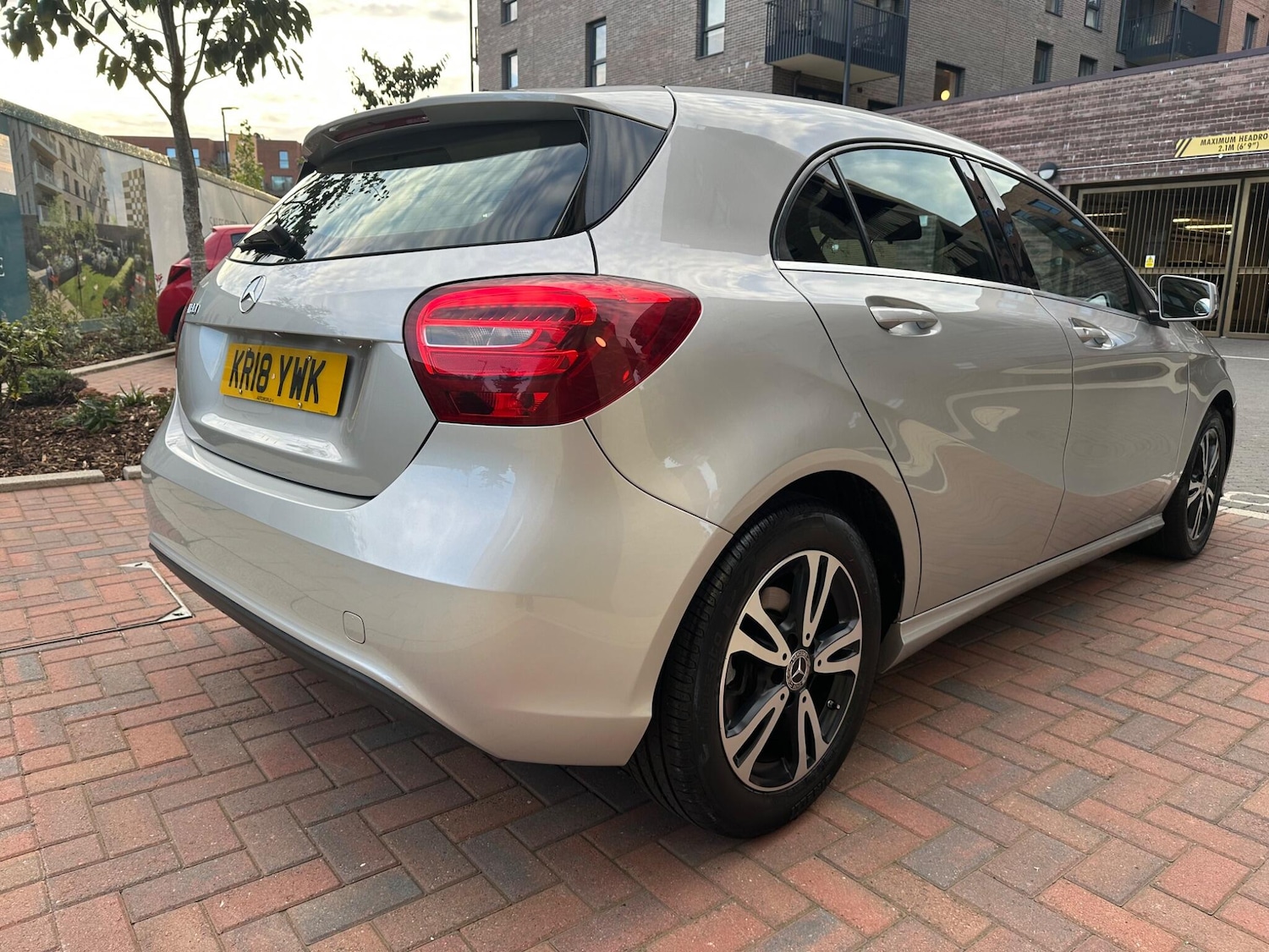 Used Mercedes-Benz A-Class 2018 for sale - 76094298: Photo 7