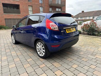 Used Ford Fiesta 2016 for sale - 76994652: Photo