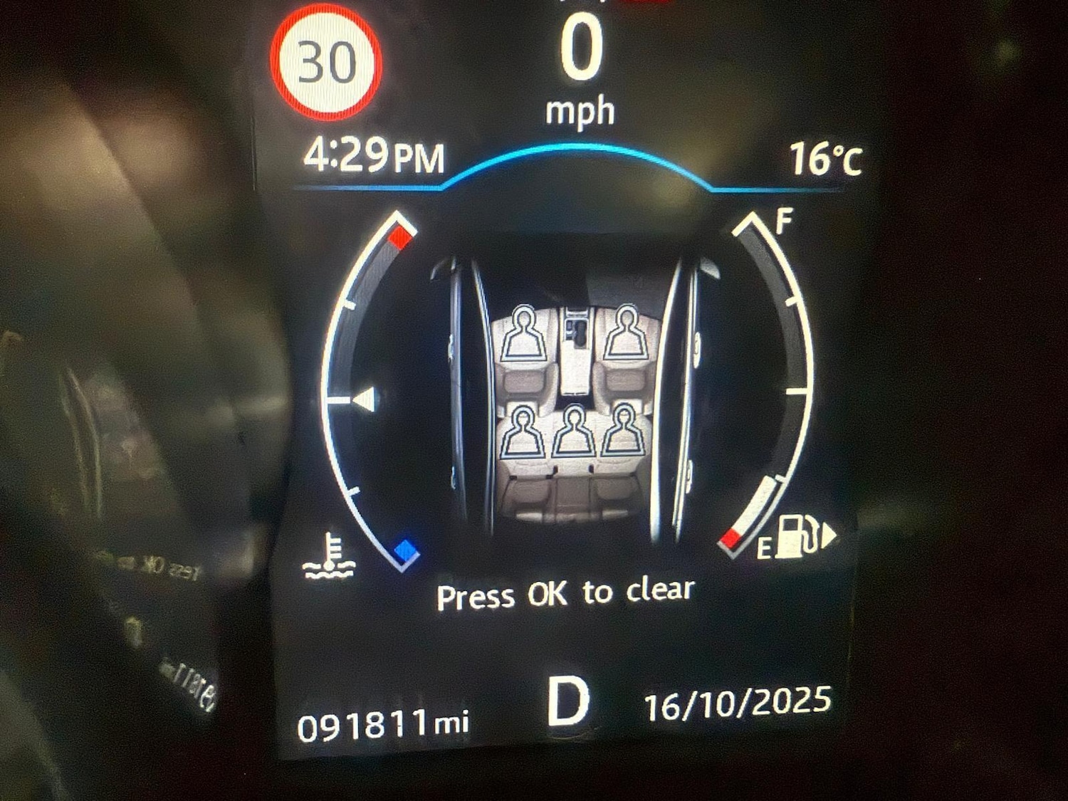 Used Jaguar XE 2017 for sale - 76307639: Photo 23