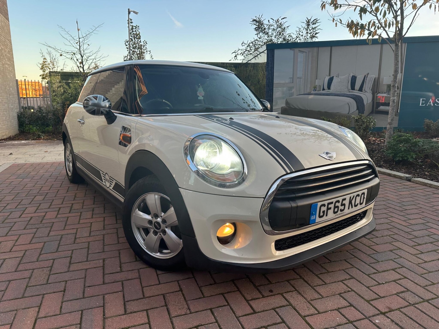 Used MINI Hatch 2015 for sale - 76657884: Photo 1