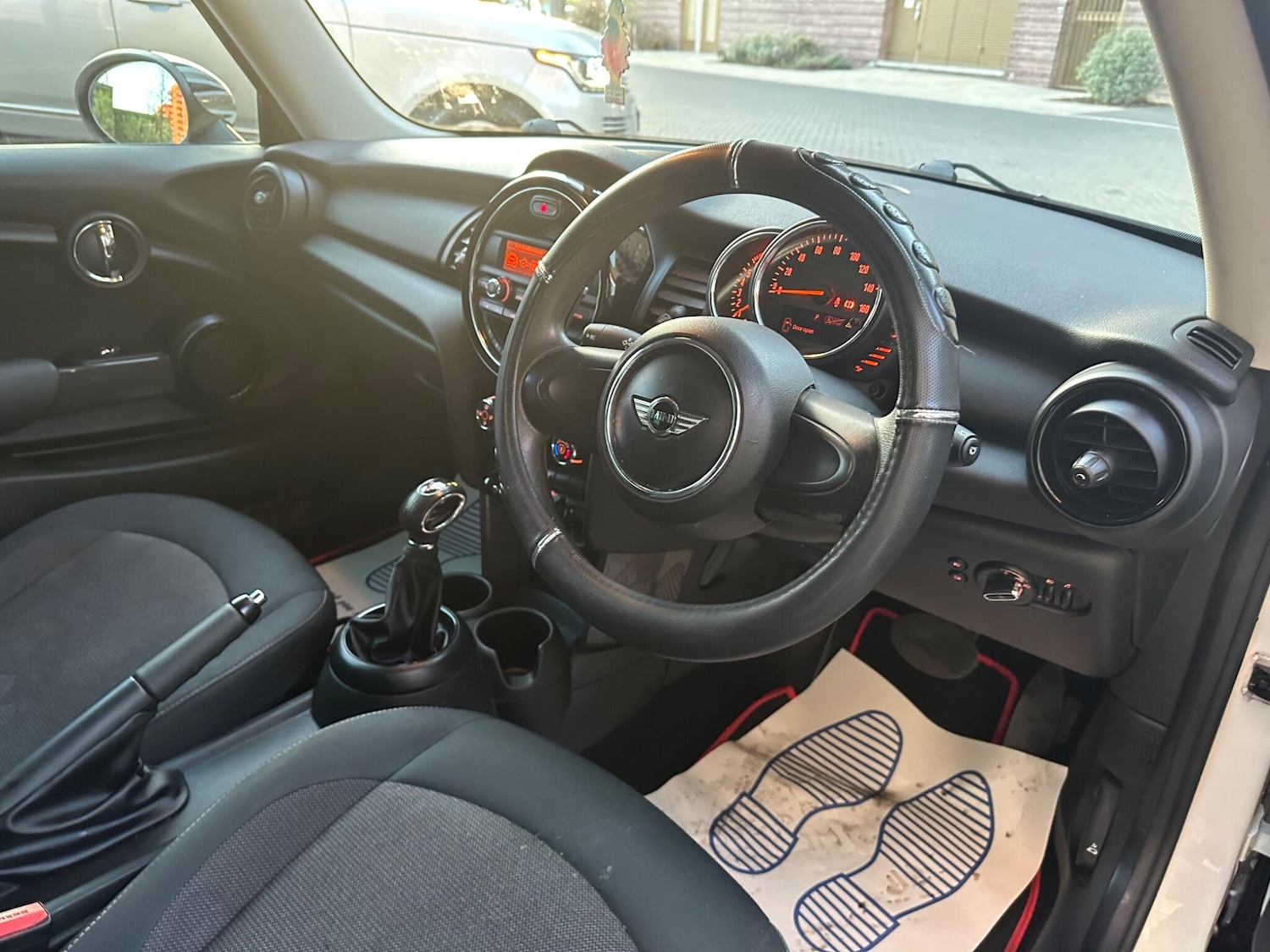 Used MINI Hatch 2015 for sale - 76657884: Photo 19