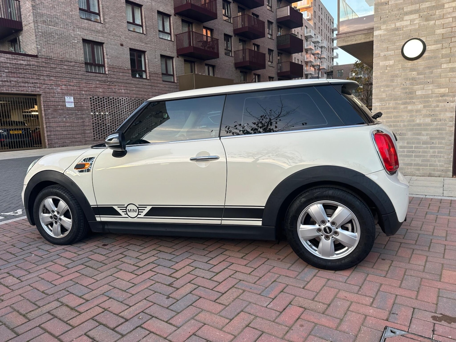 Used MINI Hatch 2015 for sale - 76657884: Photo 6