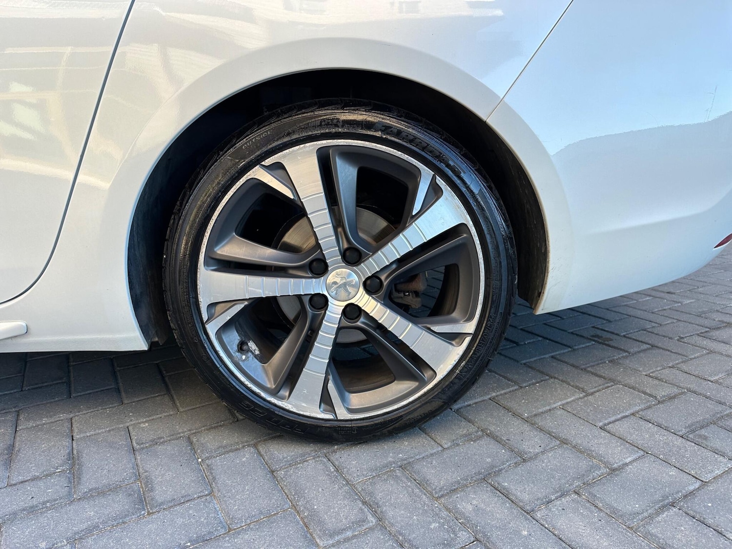 Used Peugeot 308 SW 2017 for sale - 76159199: Photo 23