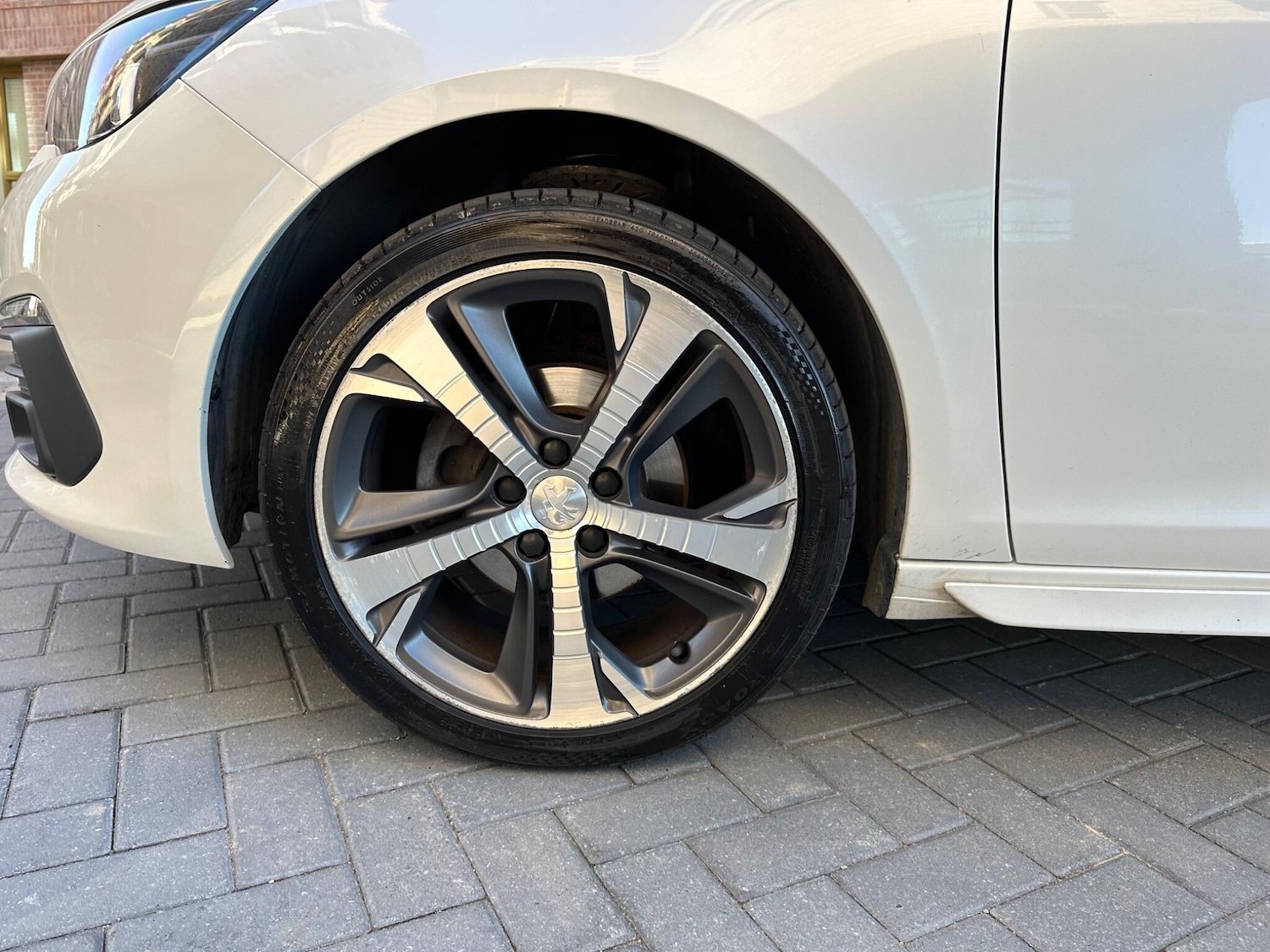 Used Peugeot 308 SW 2017 for sale - 76159199: Photo 24