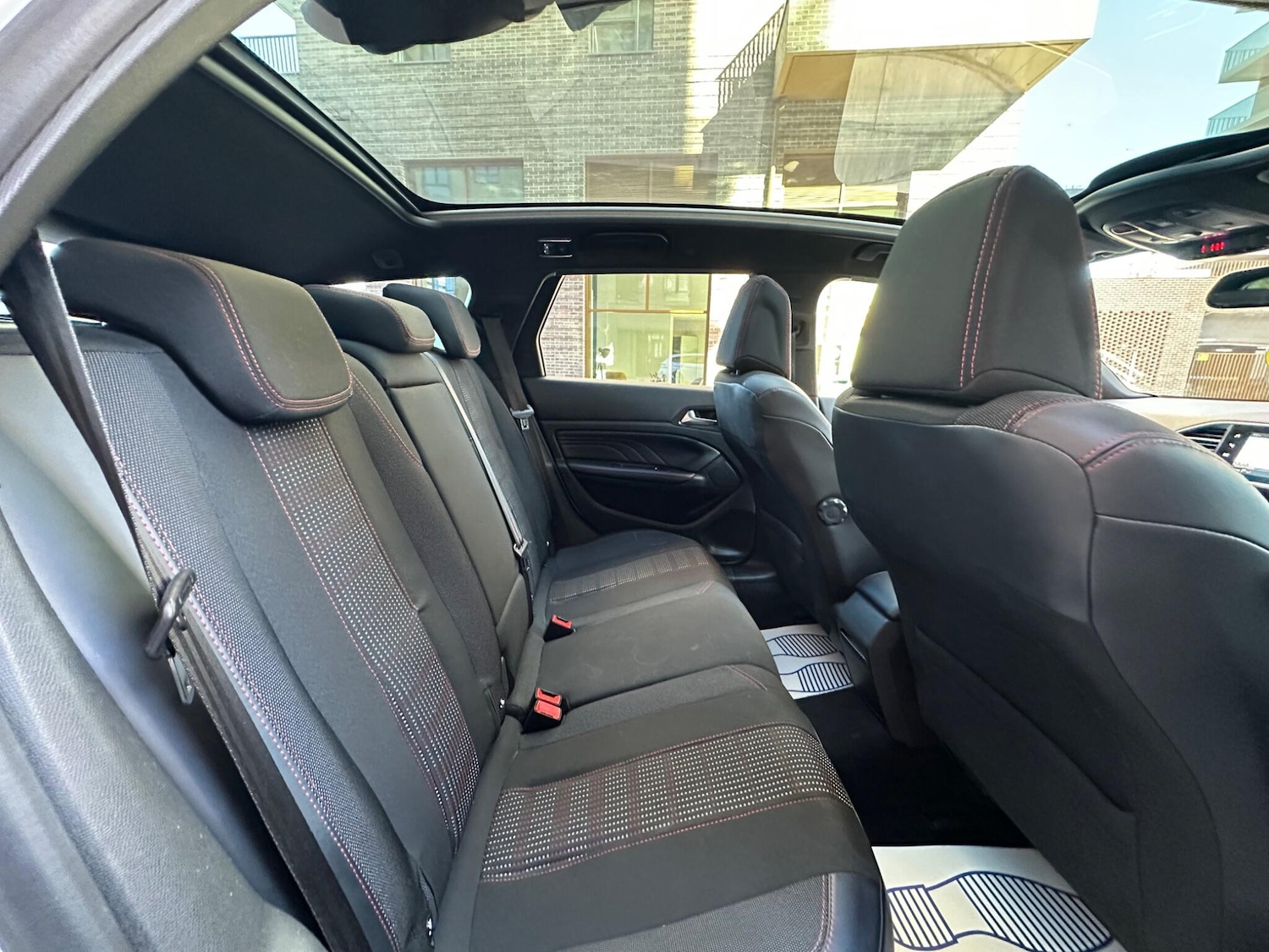Used Peugeot 308 SW 2017 for sale - 76159199: Photo 34