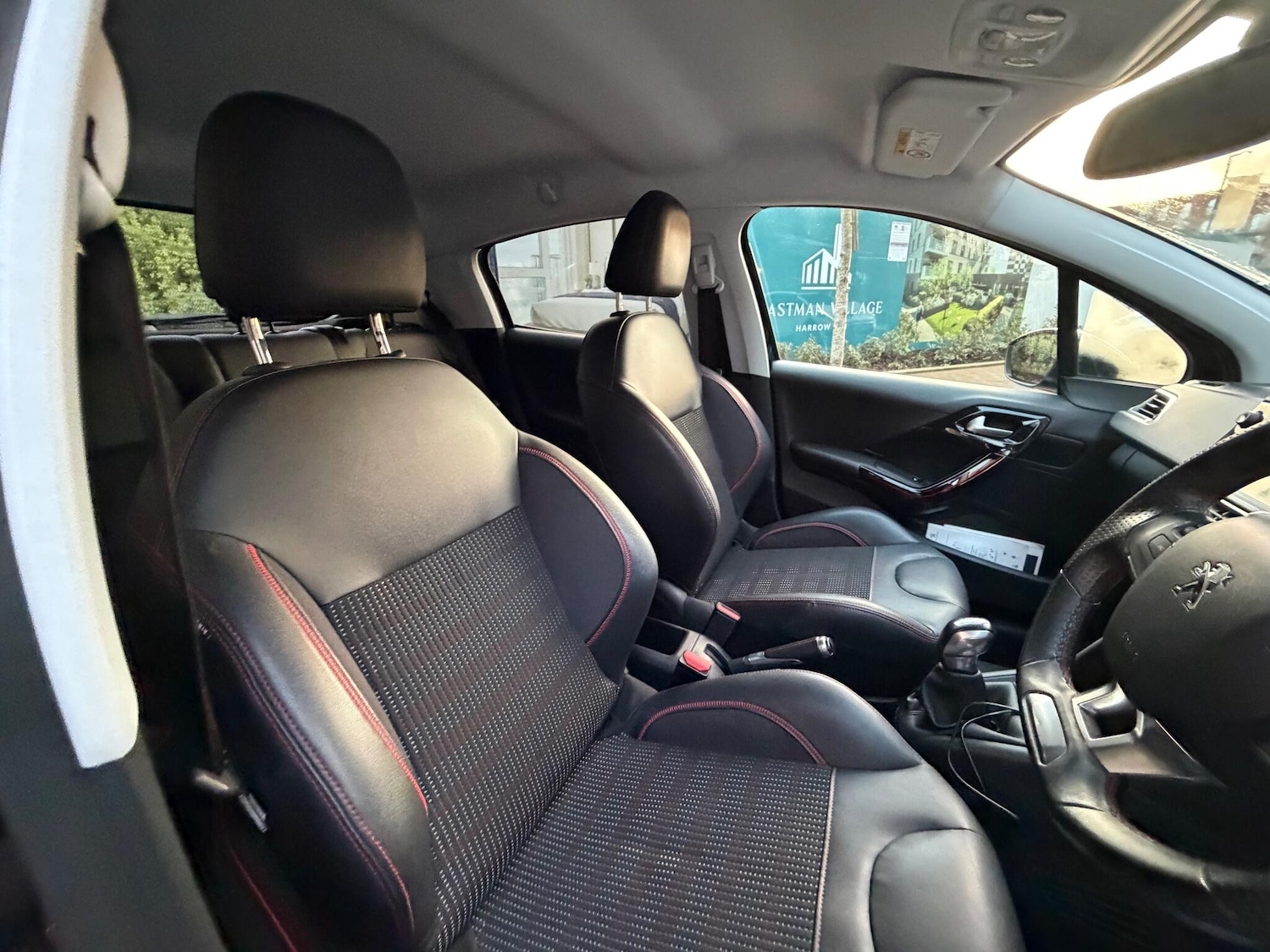 Used Peugeot 208 2017 for sale - 77175266: Photo 26