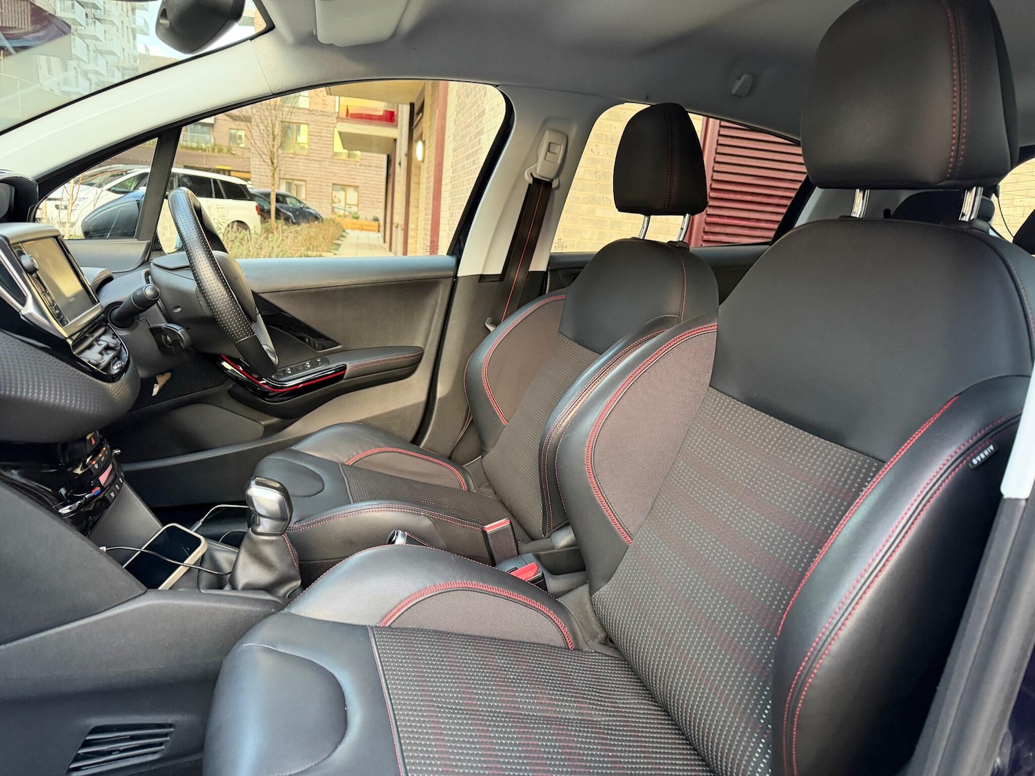 Used Peugeot 208 2017 for sale - 77175266: Photo 47