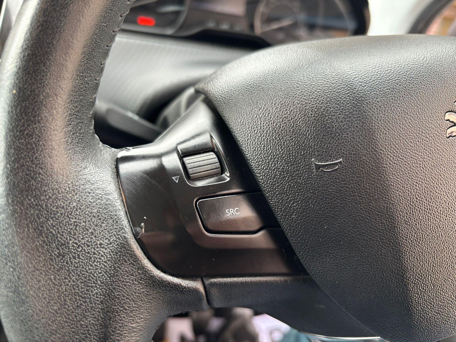 Used Peugeot 208 for sale - 77633828: Photo 29