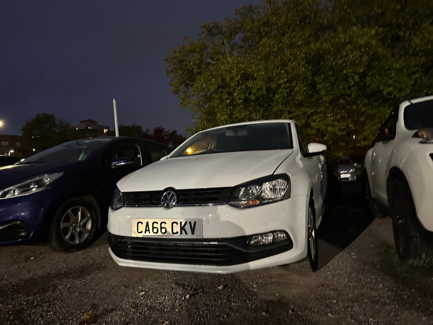 Used Volkswagen Polo 2016 for sale - 76283875: Photo 4