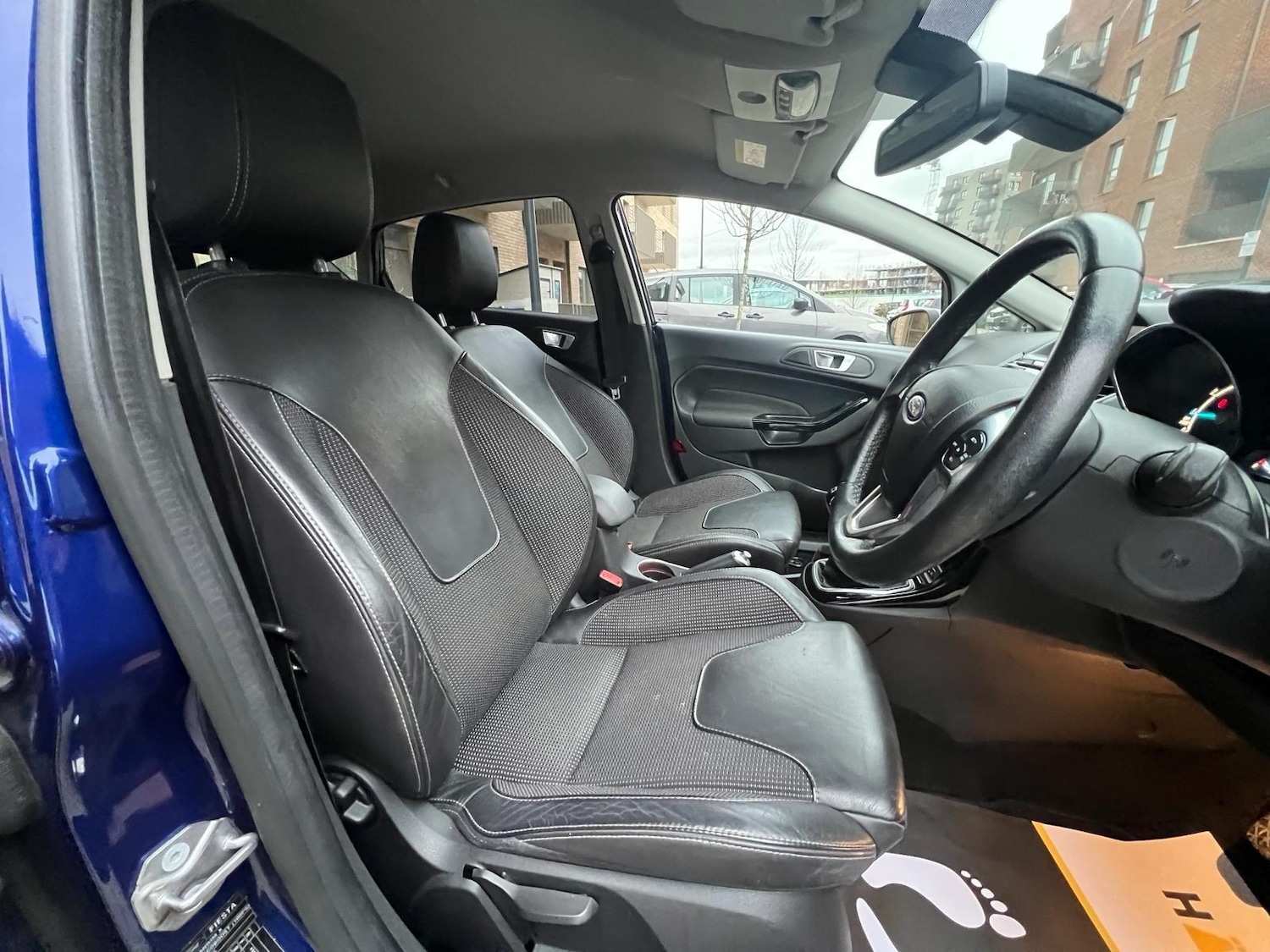 Vehicle 29