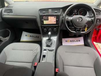 Used Volkswagen Golf 2017 for sale - 73177075: Photo