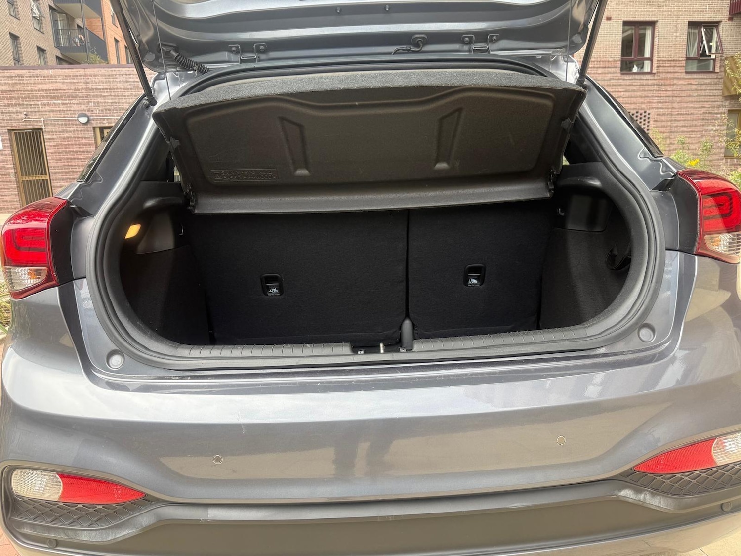 Used Hyundai i20 for sale - 76990228: Photo 11