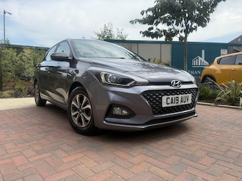 Used Hyundai i20 2019 for sale - 76990228: Photo