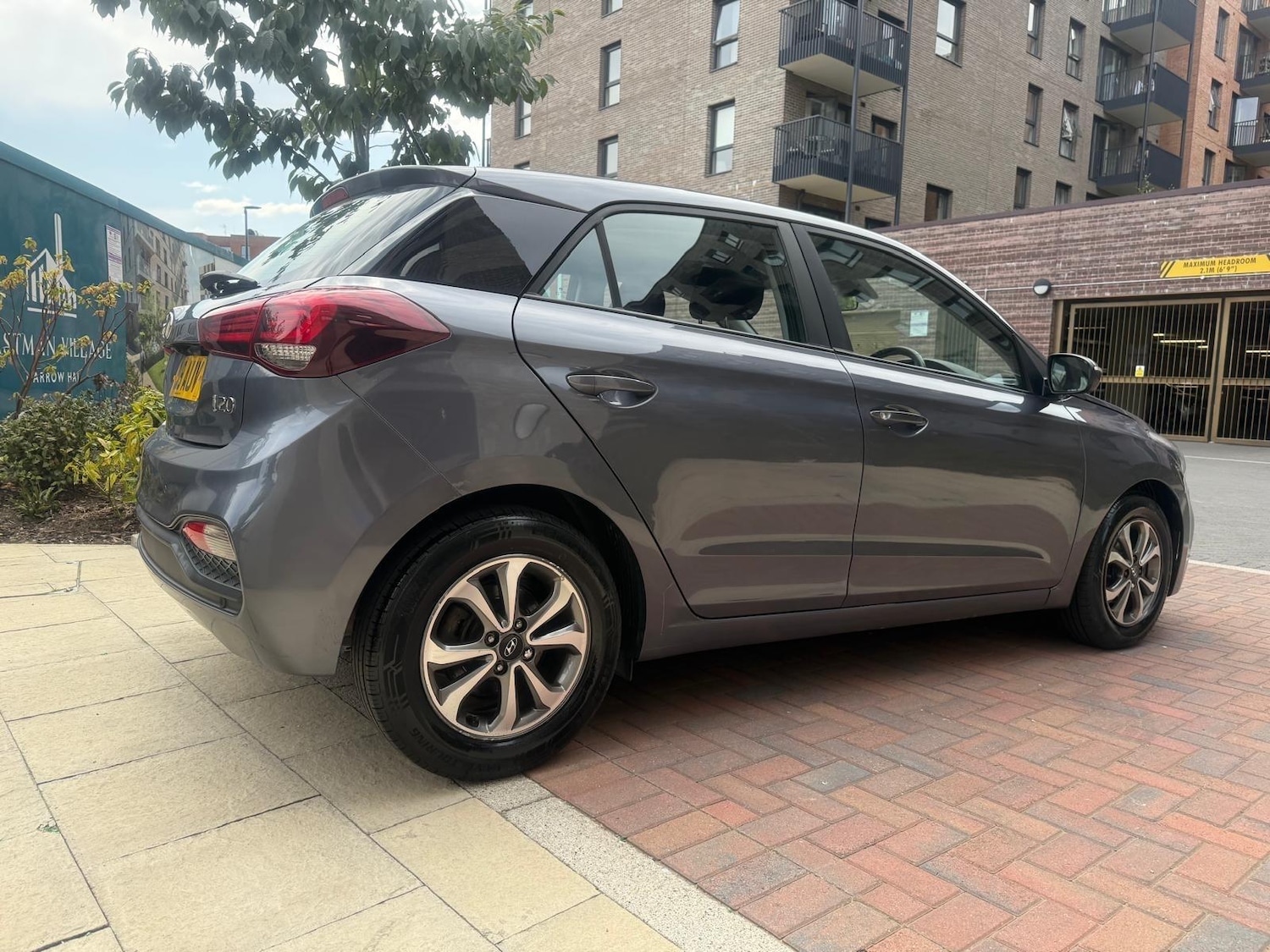 Used Hyundai i20 for sale - 76990228: Photo 9