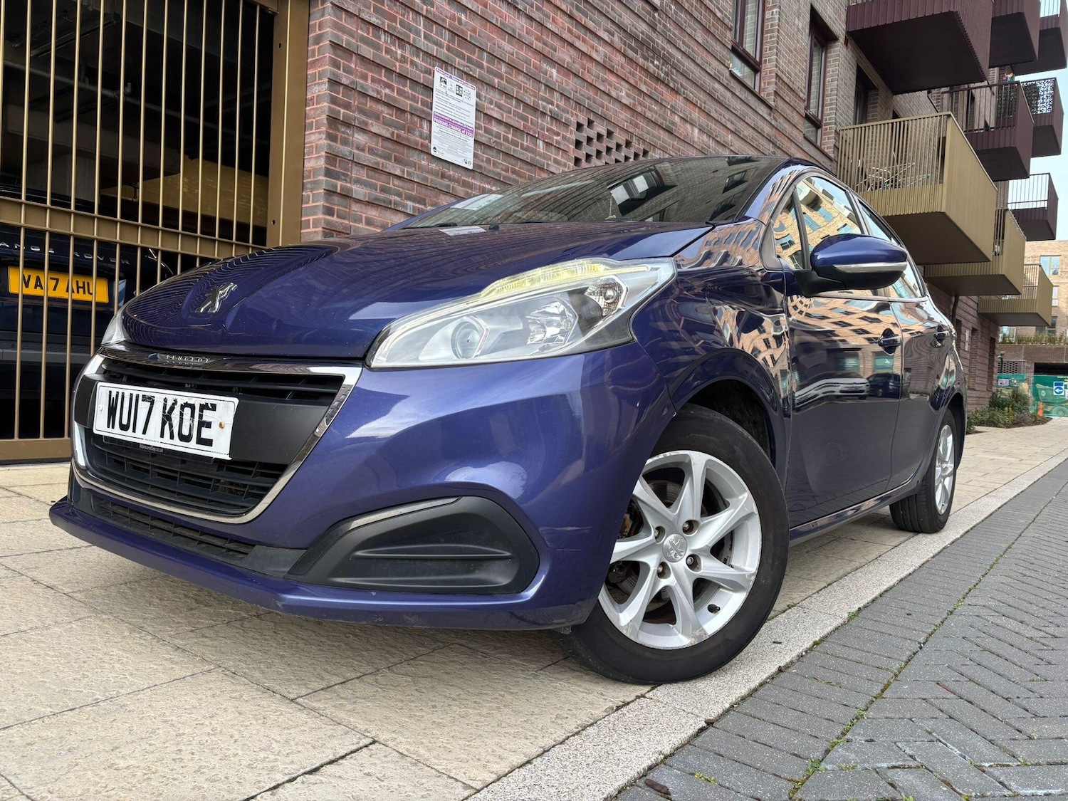 Used Peugeot 208 2017 for sale - 77882889: Photo 19