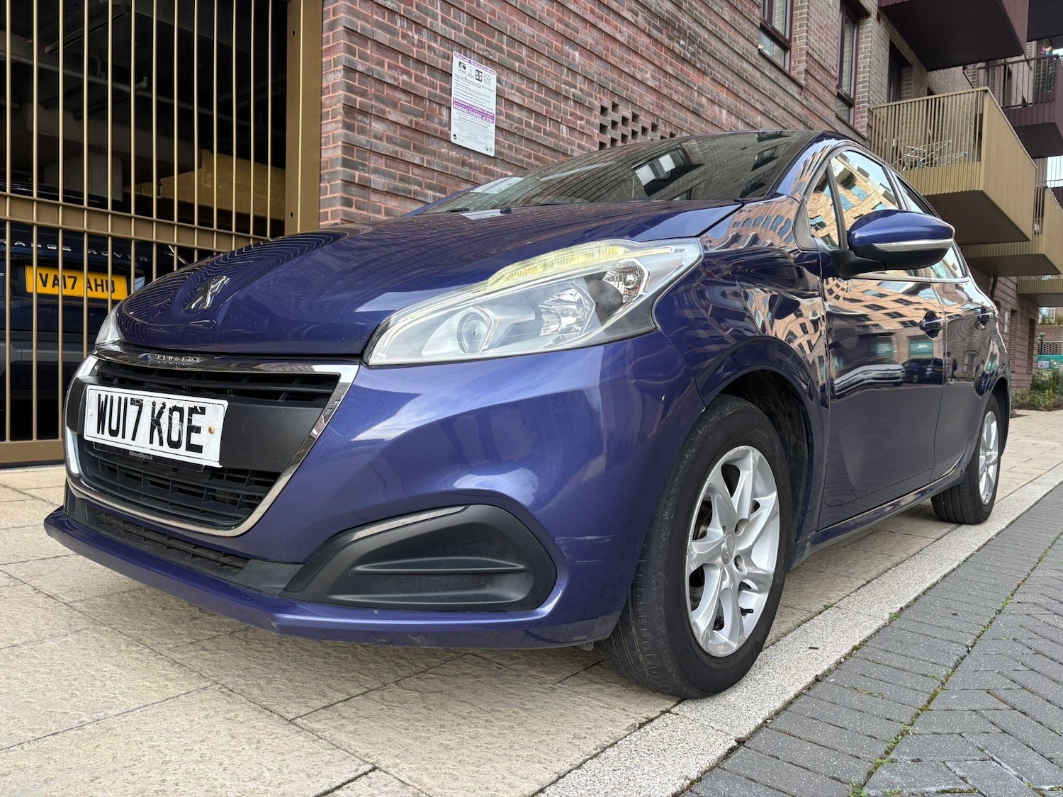 Used Peugeot 208 2017 for sale - 77882889: Photo 23