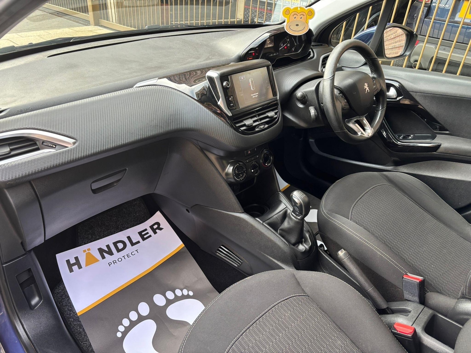 Used Peugeot 208 2017 for sale - 77882889: Photo 3