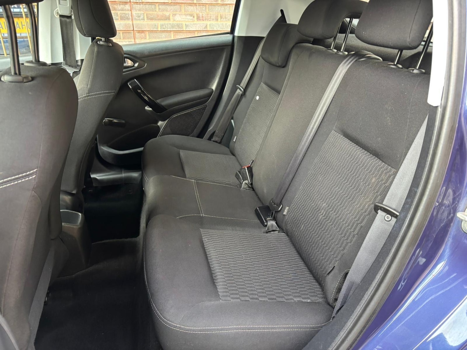 Used Peugeot 208 2017 for sale - 77882889: Photo 30