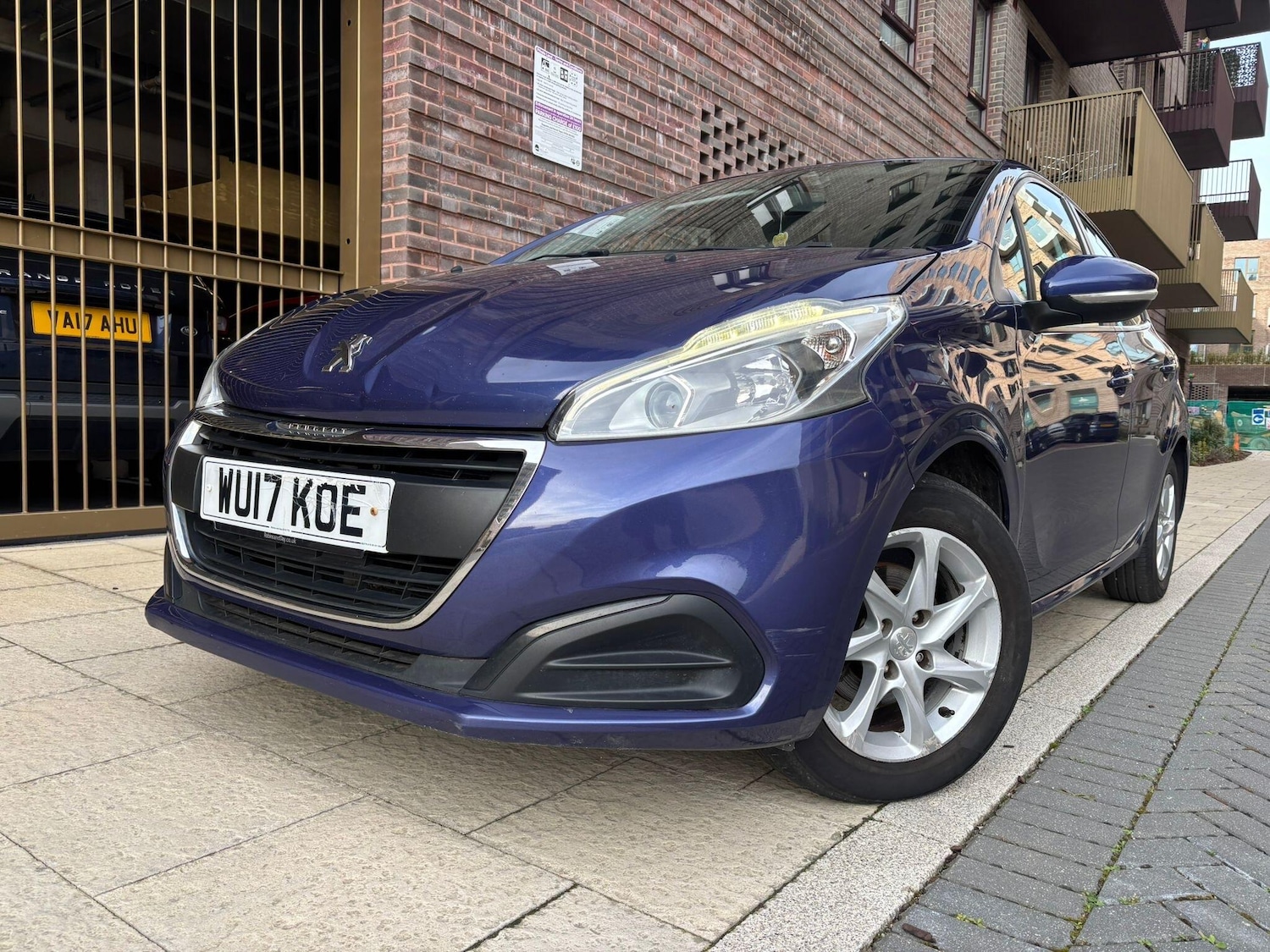 Used Peugeot 208 2017 for sale - 77882889: Photo 5