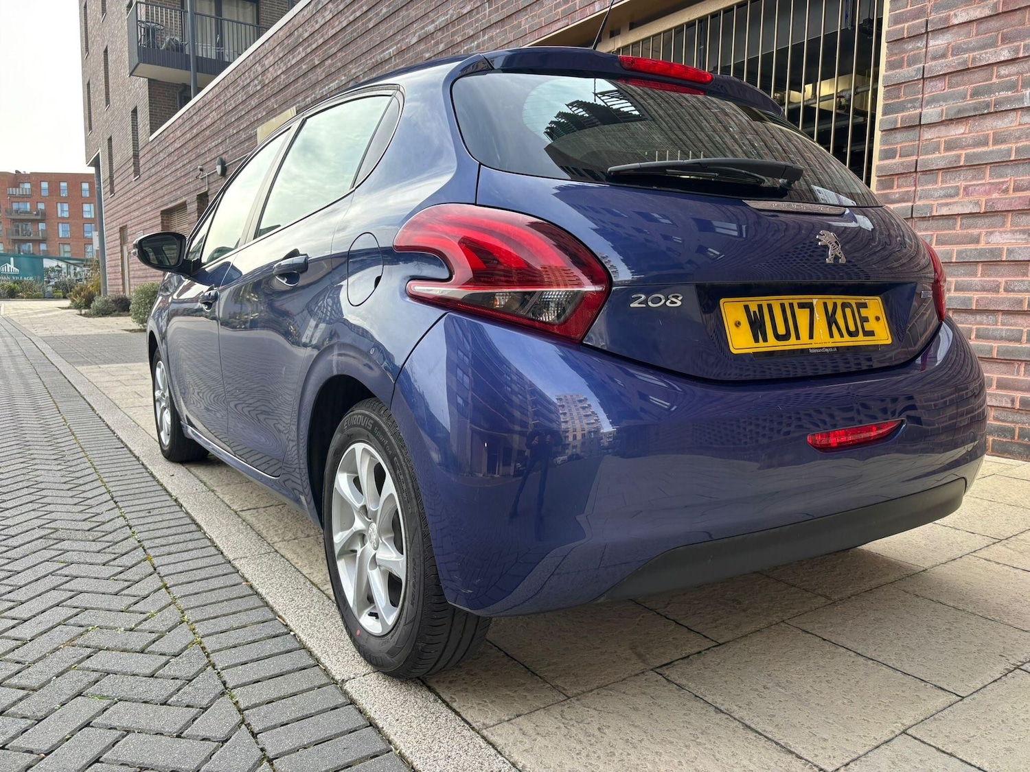 Used Peugeot 208 2017 for sale - 77882889: Photo 6