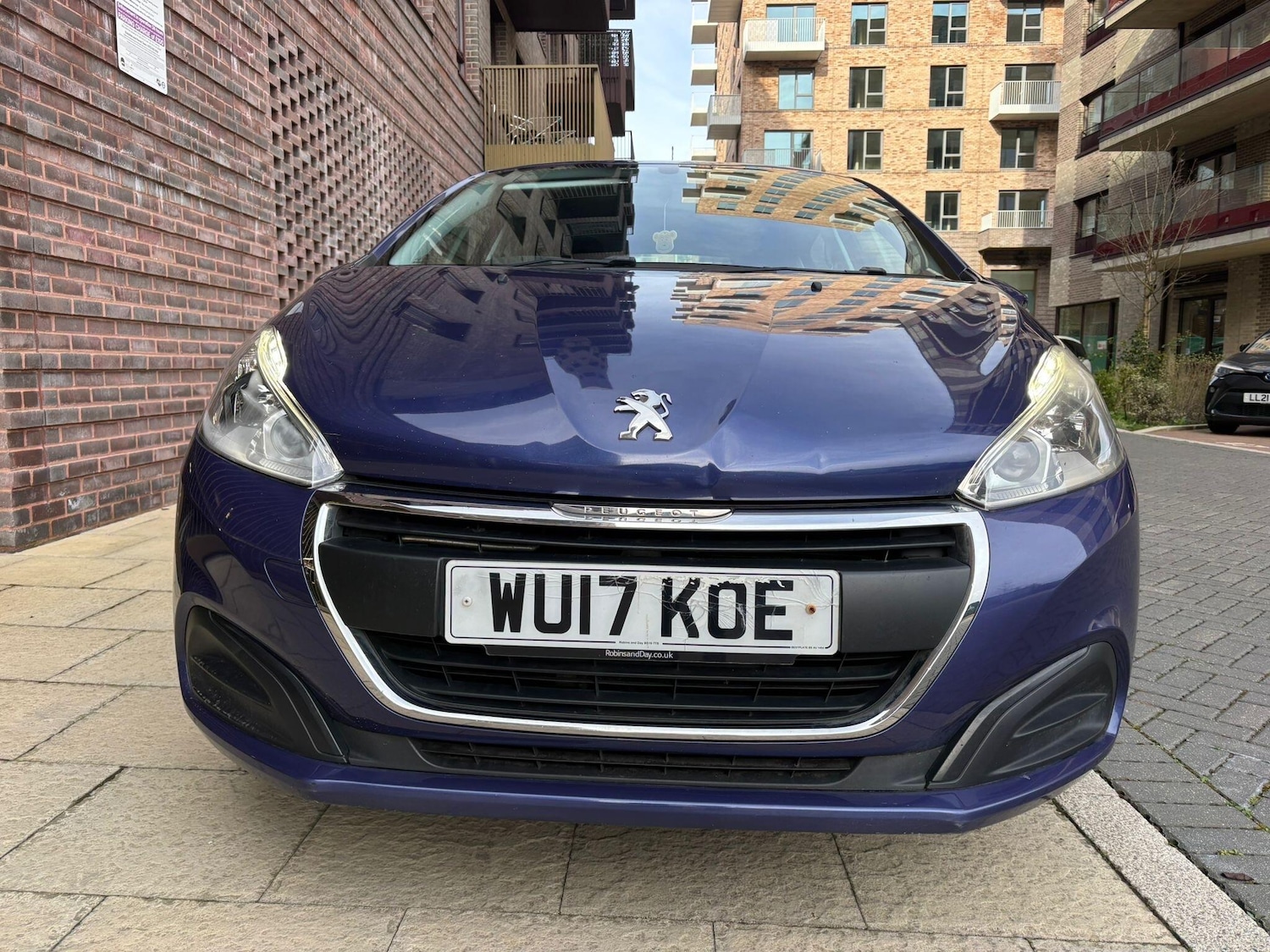 Used Peugeot 208 2017 for sale - 77882889: Photo 8