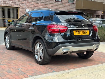 Used Mercedes-Benz GLA 2017 for sale - 79440848: Photo
