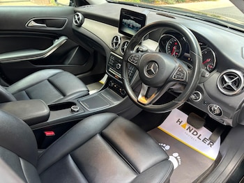 Used Mercedes-Benz GLA 2017 for sale - 79440848: Photo