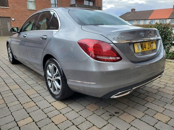 Used Mercedes-Benz C Class 2014 for sale - 74043505: Photo 2
