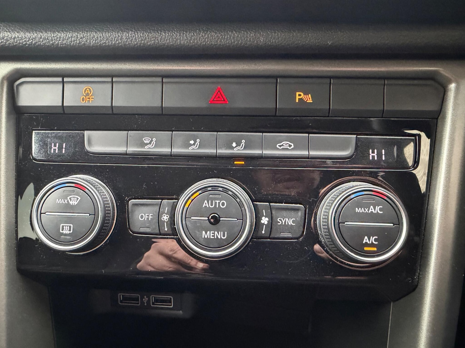 Used Volkswagen T-Roc 2020 for sale - 77290534: Photo 29