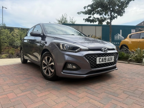 Used Hyundai i20 2019 for sale - 75031171: Photo 1
