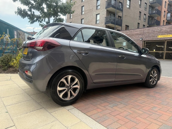 Used Hyundai i20 2019 for sale - 75031171: Photo 9