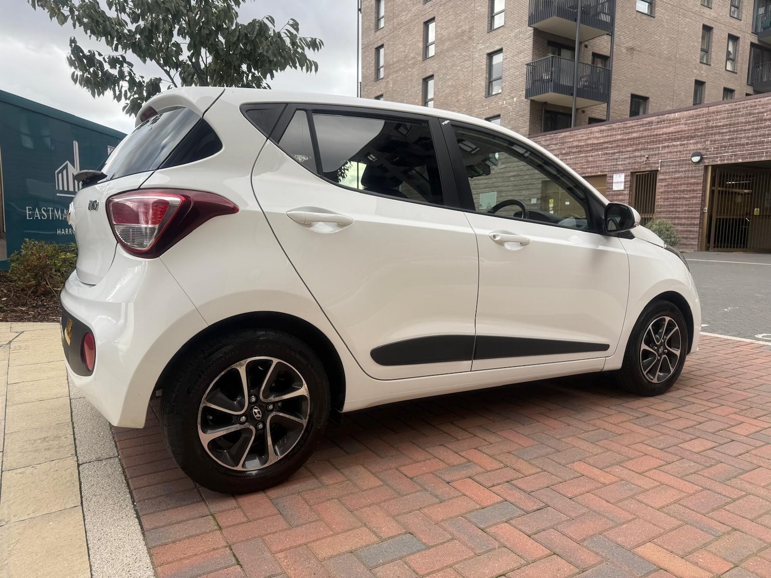 Used Hyundai i10 2018 for sale - 76371190: Photo 20