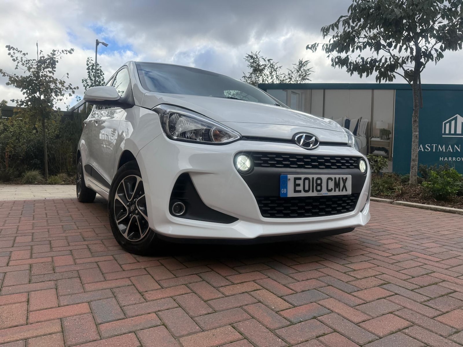 Used Hyundai i10 2018 for sale - 76371190: Photo 5