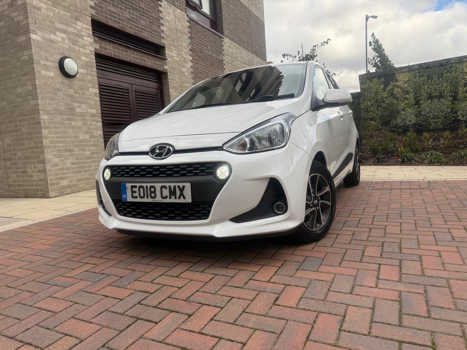 Used Hyundai i10 2018 for sale - 76371190: Photo 6