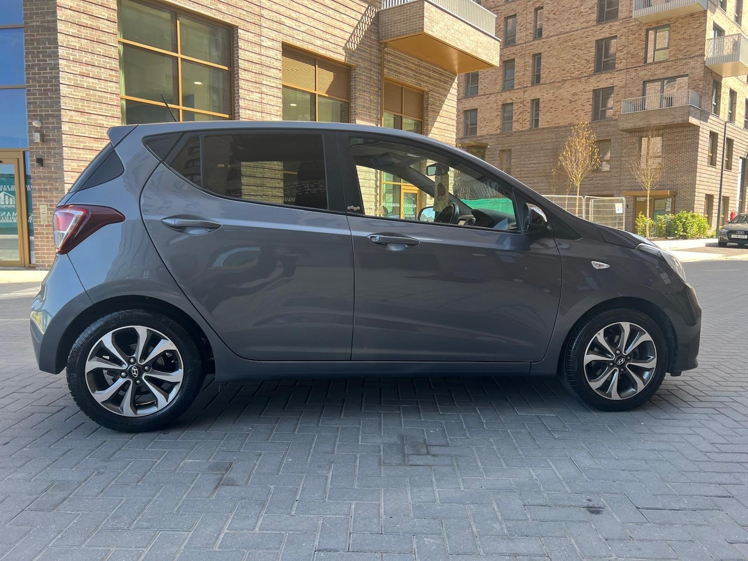 Used Hyundai i10 2019 for sale - 78170311: Photo 18