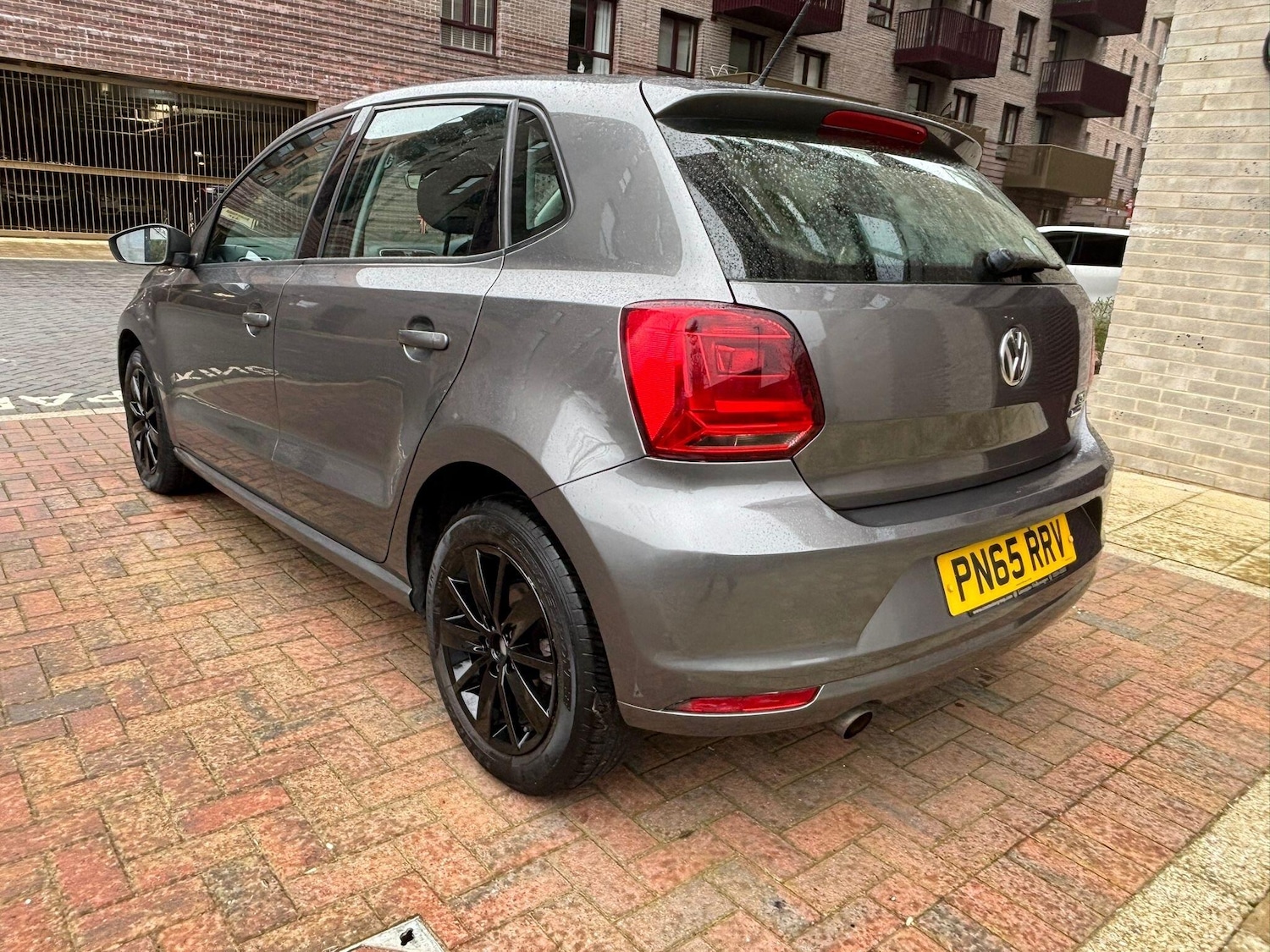 Used Volkswagen Polo 2015 for sale - 77793368: Photo 32